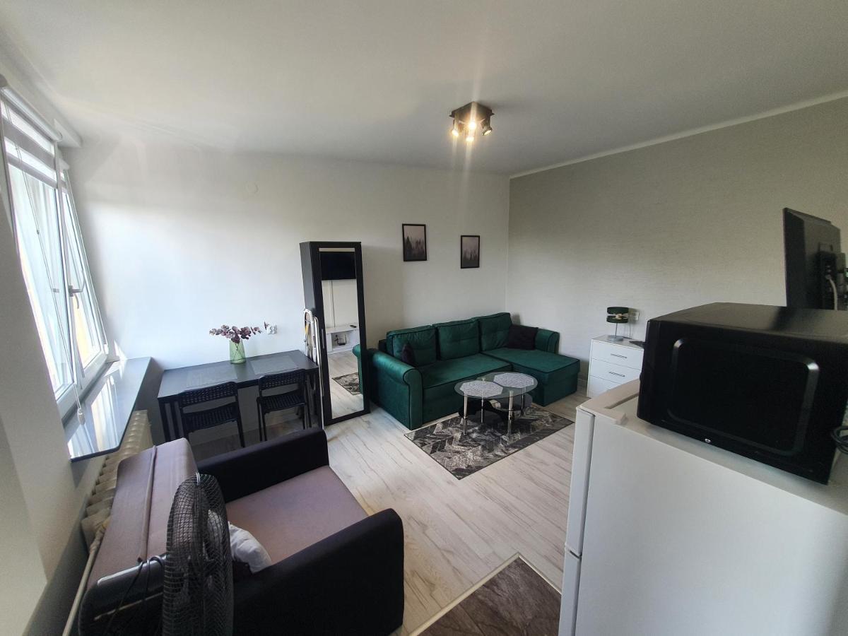 Forest House Apartment *